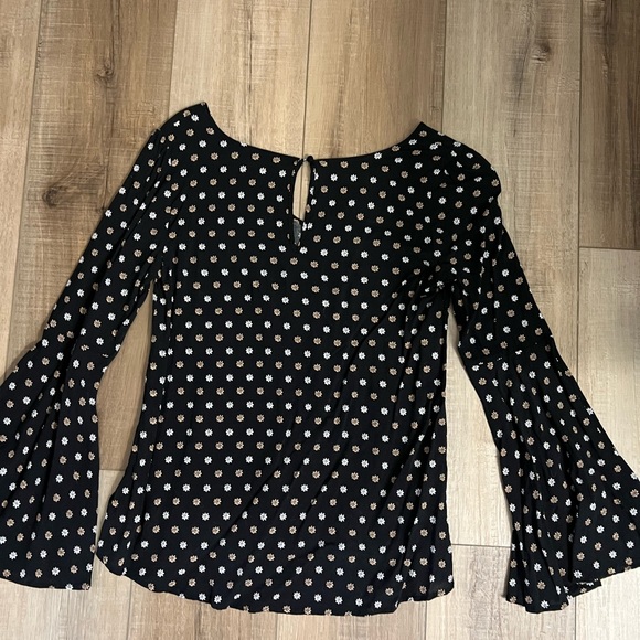 Express flare long sleeve top - Picture 4 of 5